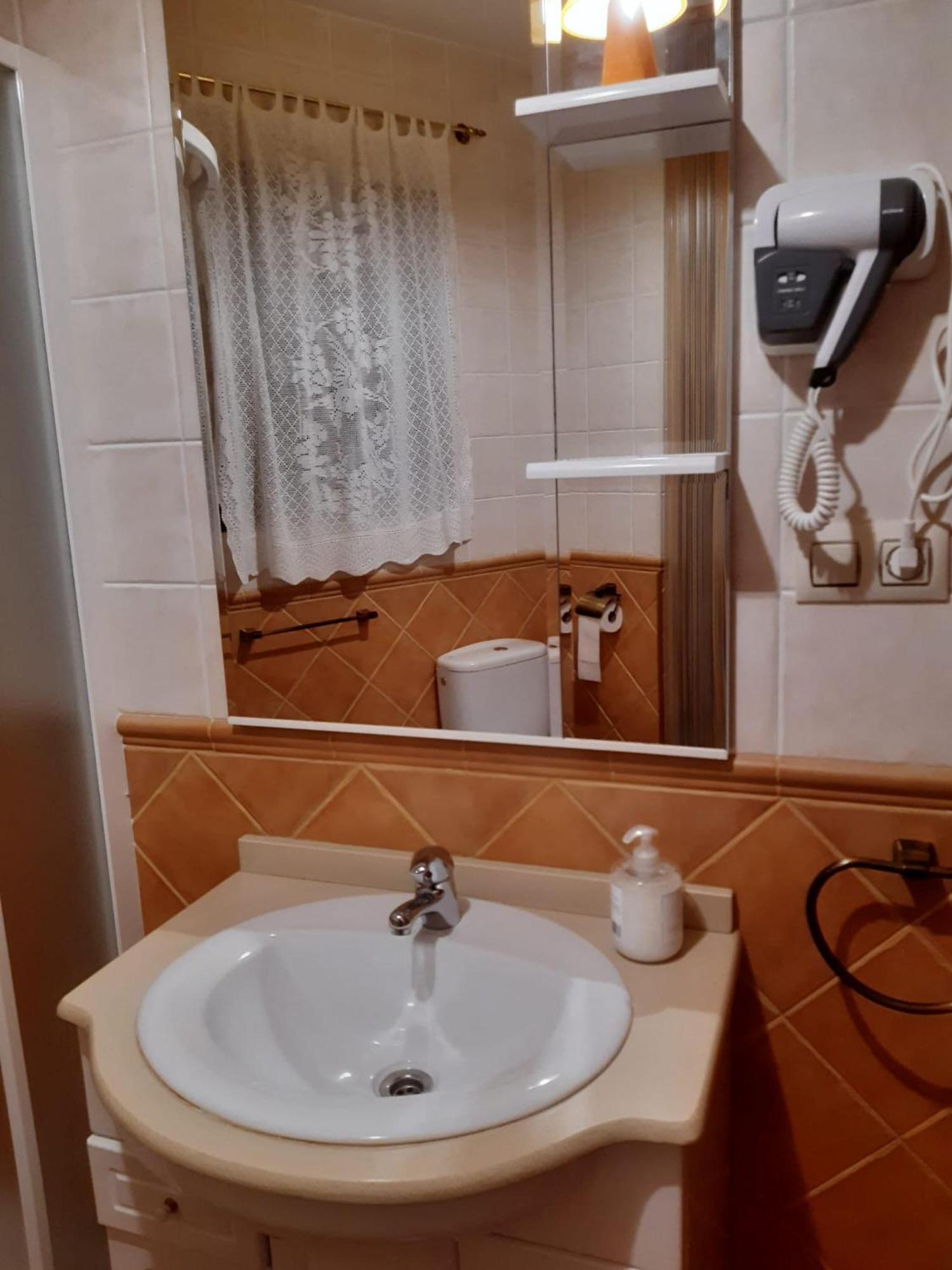 Casas Rurales Casa Noguera รีโอปาร์ ภายนอก รูปภาพ